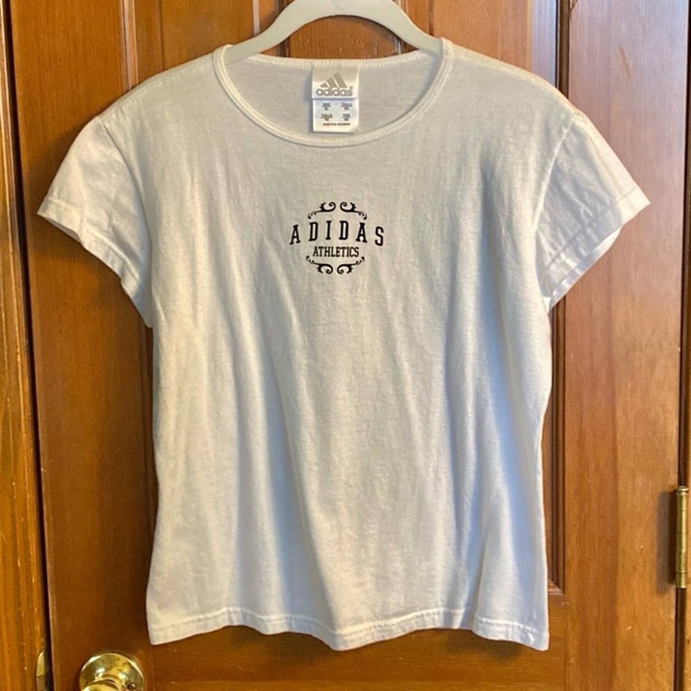 Adidas Tee EUC